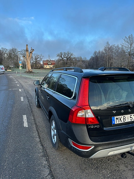 Volvo XC70 6 of 8