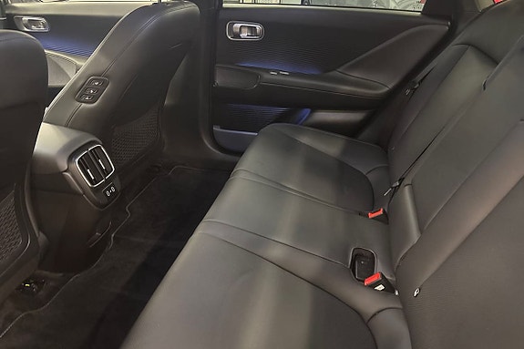 Hyundai Ioniq 6 12 of 23