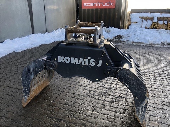 Komatsu Sortergrab, fast