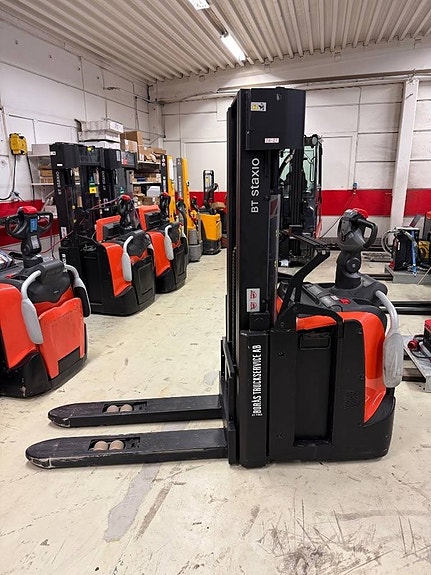 Toyota truck SPE140L