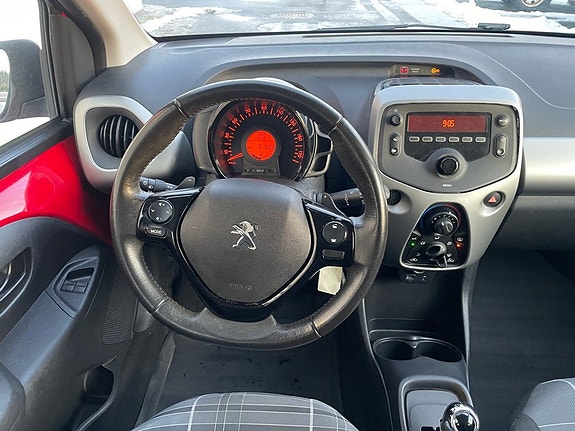 Peugeot 108 10 of 13