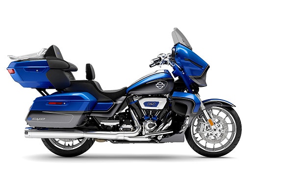 Harley-Davidson CVO Street Glide Limited 121 /Förboka nu!