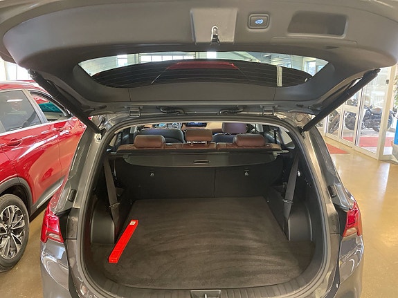 Hyundai Santa Fe 7 of 10