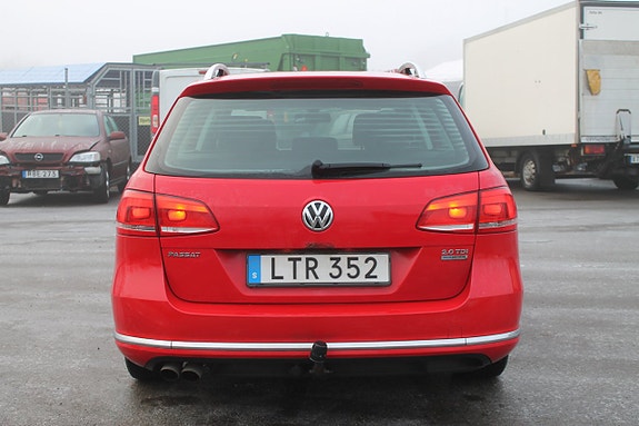 Volkswagen Passat 4 of 5