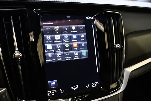 Volvo V90 Cross Country 22 of 27
