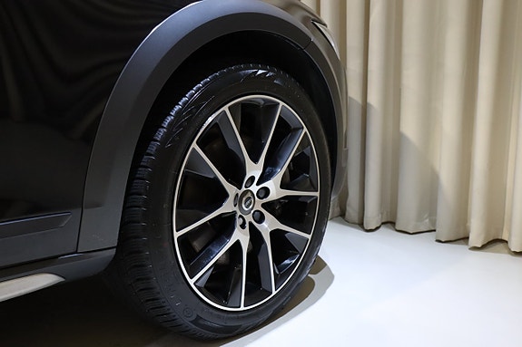 Volvo V90 Cross Country 11 of 27