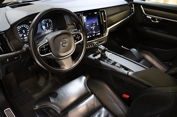 Volvo V90 Cross Country 16 of 27