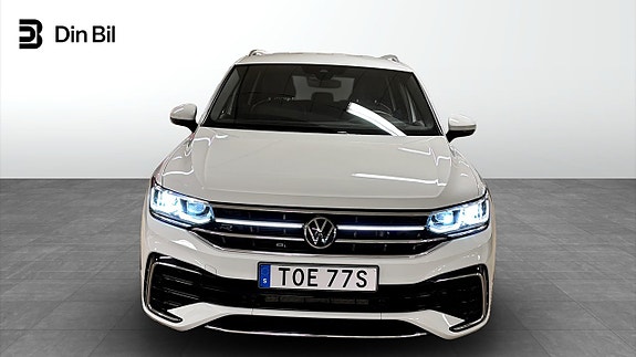 Volkswagen Tiguan Allspace 4 of 5