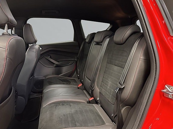 Ford Kuga 5 of 9