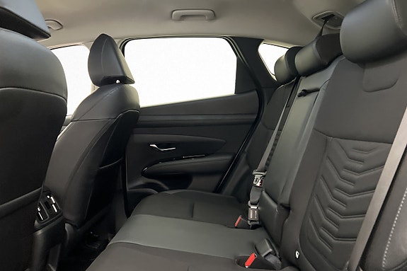 Hyundai Tucson 11 of 30