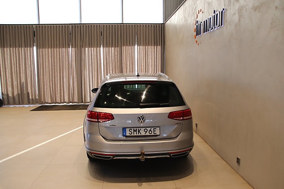 Volkswagen Passat Alltrack 5 of 5