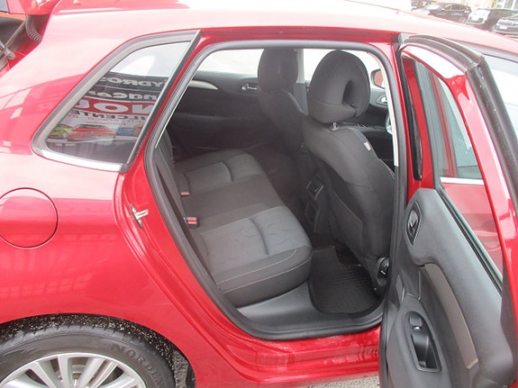 Citroen C4 8 of 12