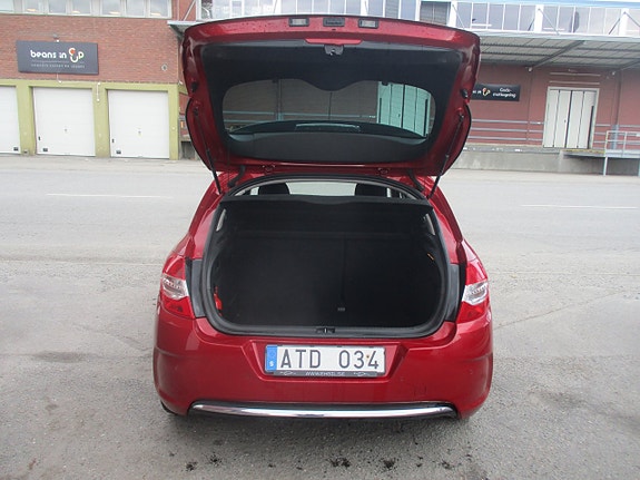 Citroen C4 7 of 12