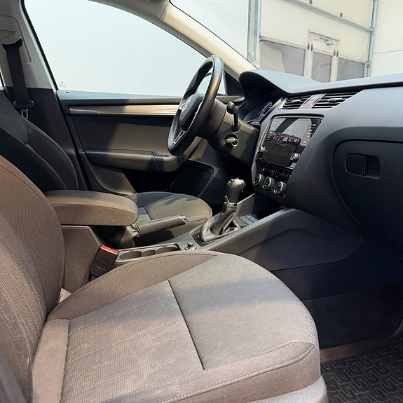 Skoda Octavia 12 of 13