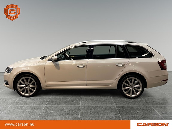 Skoda Octavia 3 of 5