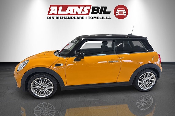 MINI Cooper 3 of 5
