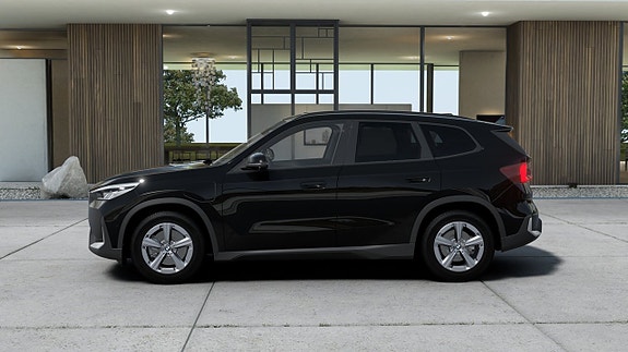 BMW X1 4 of 5