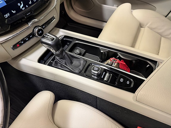 Volvo XC60 8 of 9