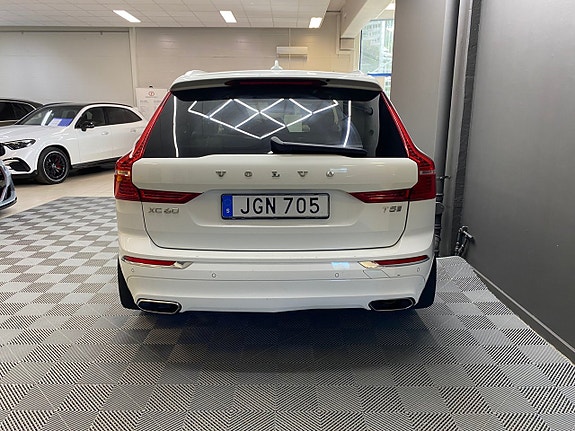 Volvo XC60 4 of 9