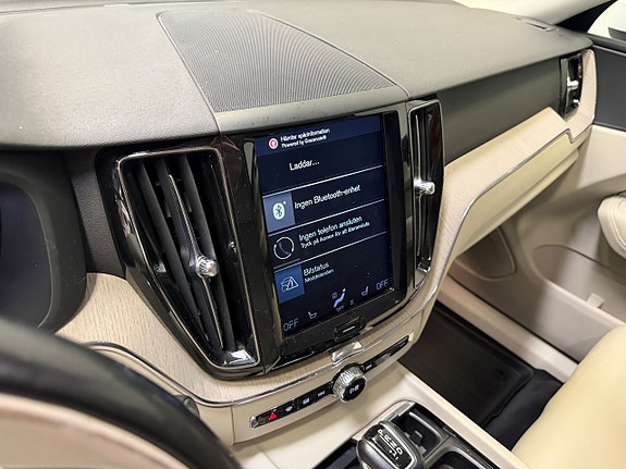 Volvo XC60 9 of 9