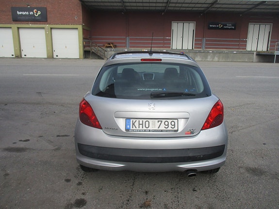 Peugeot 207 6 of 11