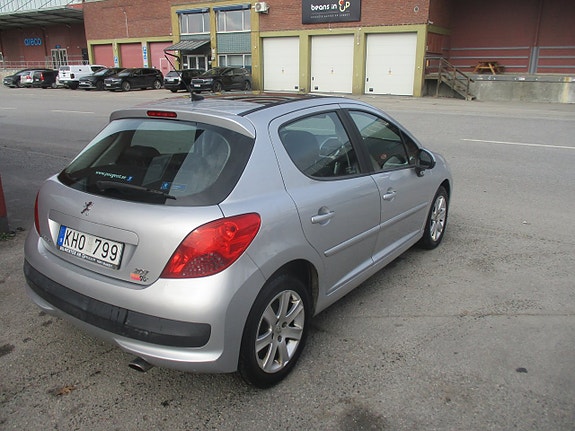 Peugeot 207 5 of 11