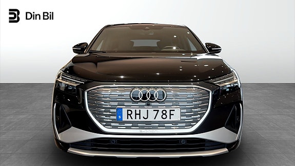 Audi Q4 Sportback e-tron 4 of 5