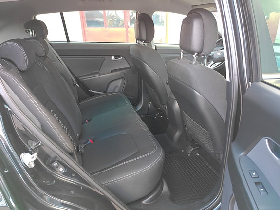 Kia Sportage 8 of 12
