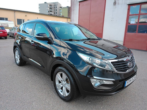 Kia Sportage 2 of 12