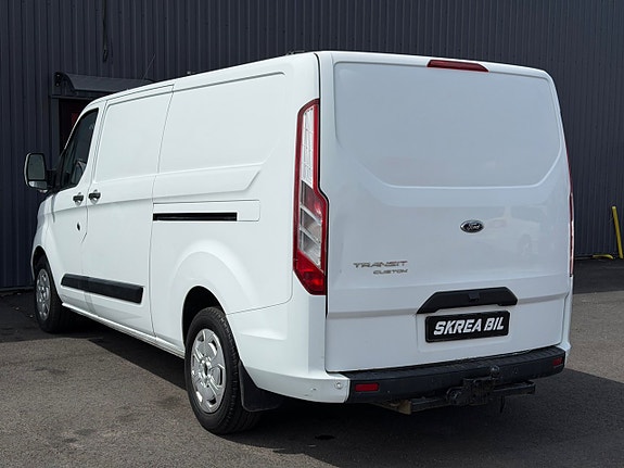 Ford Transit Custom 8 of 17