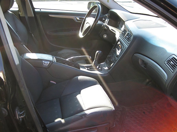 Volvo S60 5 of 5