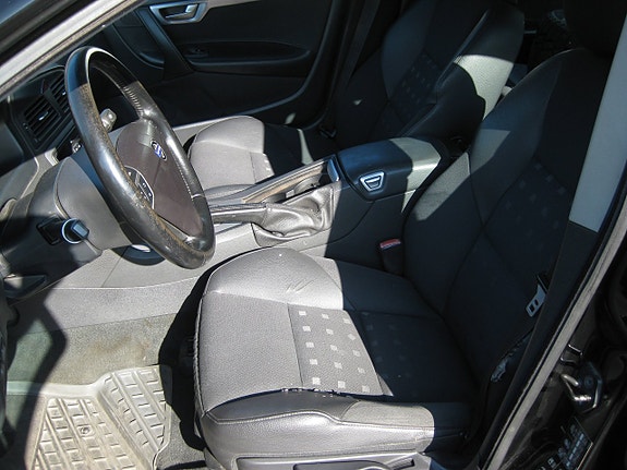 Volvo S60 9 of 10