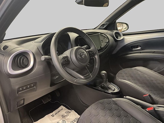 Toyota Aygo X 13 of 21