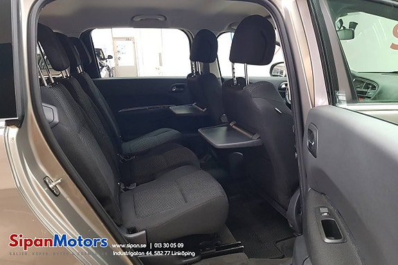Peugeot 5008 12 of 20