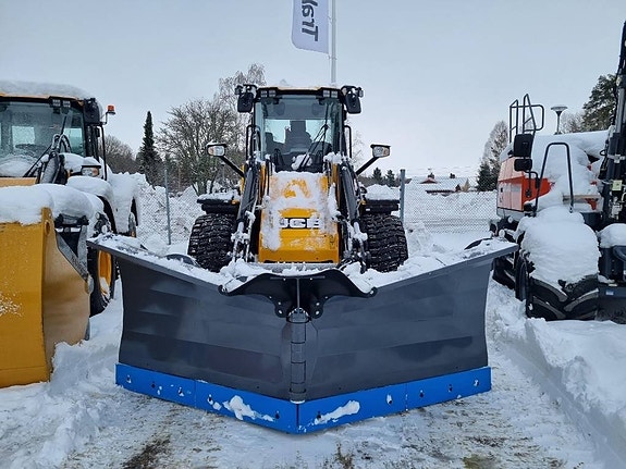 SE Equipment  Vikplog 3700 StBM/3p 2 of 3