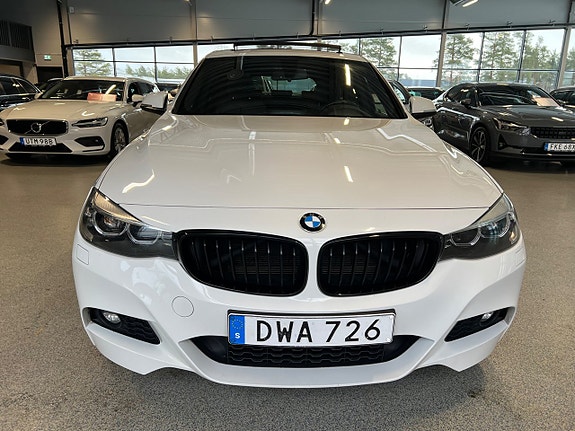 BMW 320 8 of 19