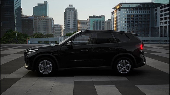 BMW X1 3 of 5