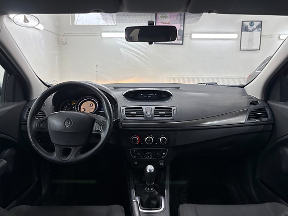 Renault Megane III 7 of 11