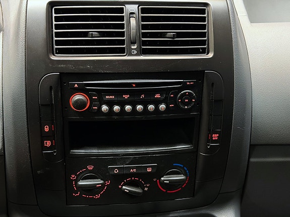 Citroen 2.0 HDi 19 of 21
