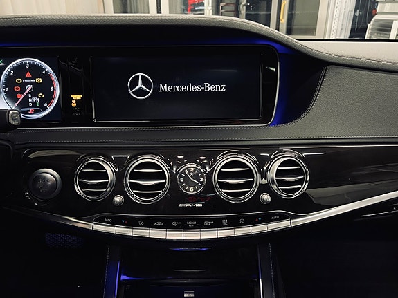 Mercedes-Benz S350 22 of 26