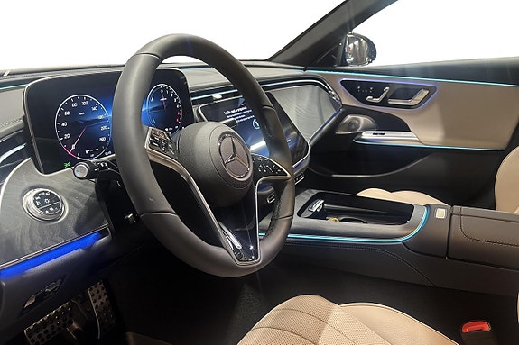 Mercedes-Benz E300 de 7 of 12
