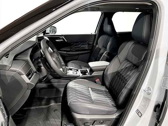 Mitsubishi Outlander 14 of 14