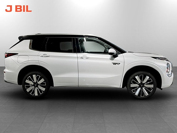 Mitsubishi Outlander 10 of 14