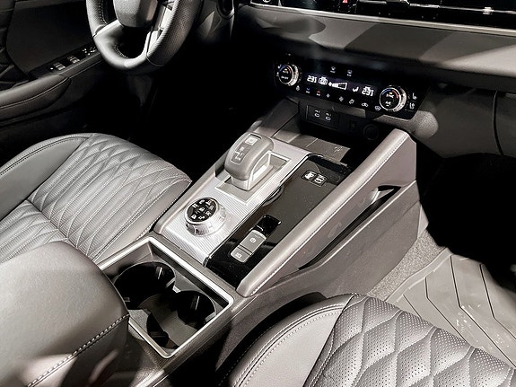 Mitsubishi Outlander 9 of 14