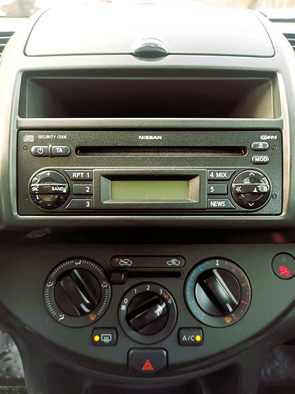 Nissan Note 6 of 9