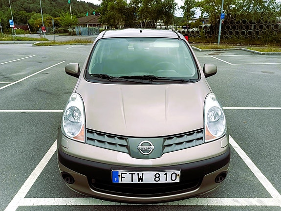 Nissan Note 2 of 9