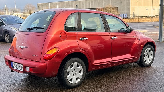 Chrysler PT Cruiser 3 of 28