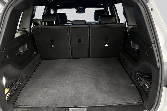 Mercedes-Benz GLB200 14 of 18