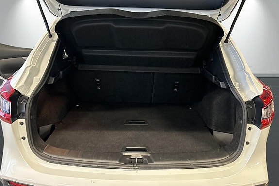 Nissan Qashqai 17 of 19