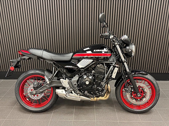 Kawasaki Z650RS Spara 6.500:- 2 of 6